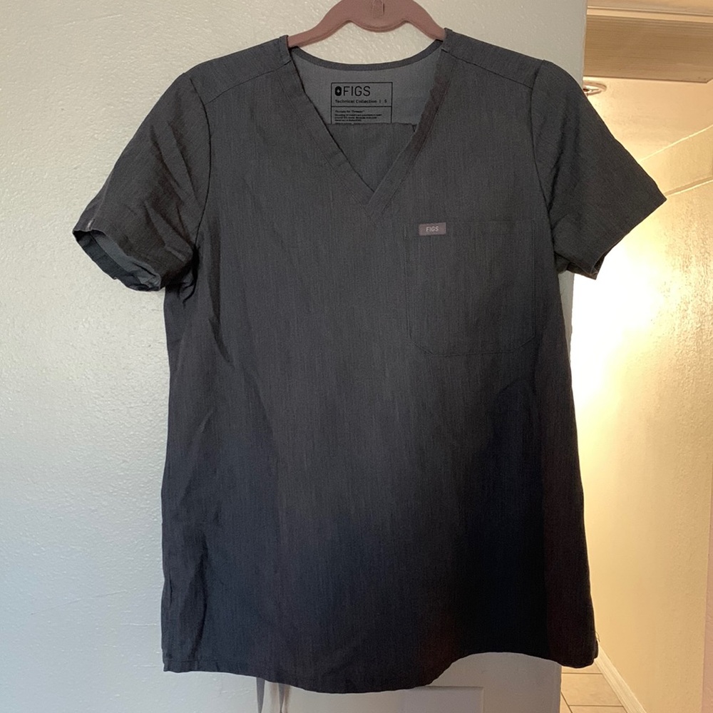 Figs Gray jogger scrub set